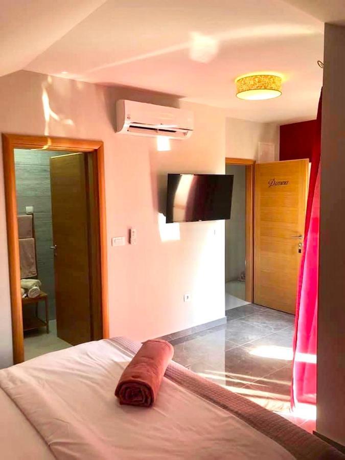 Residence Antiqua Rooms Bibinje Exterior photo